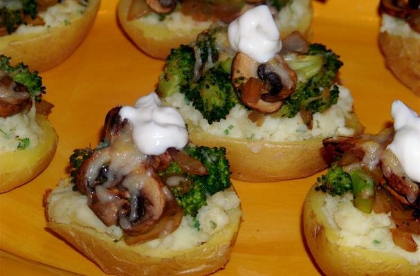 Knock Your Socks Off Stuffed Potatoes With Broccoli and Mushrooms Recipe