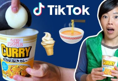 Ice Cream Mochi + Curry Ramen | TicTok Try