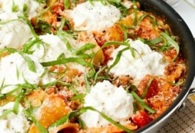 Skillet Lasagna Topped with Ricotta Recipe