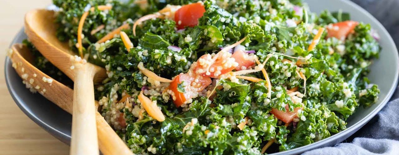 Kale Quinoa Salad | With Lemon Garlic Dressing